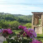 Apartmán Casa In Bocca Al Lupo Ruime Design-appartementen Met Zwembad En Alpenzicht In De Langhe *