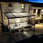 Apartman Casa In Bocca Al Lupo Ruime Design-appartementen Met Zwembad En Alpenzicht In De Langhe