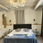Casa In Bocca Al Lupo Ruime Design-appartementen Met Zwembad En Alpenzicht In De Langhe *