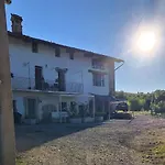 Apartman Casa In Bocca Al Lupo Ruime Design-appartementen Met Zwembad En Alpenzicht In De Langhe