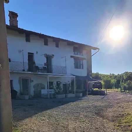 شقة Casa In Bocca Al Lupo Ruime Design-appartementen Met Zwembad En Alpenzicht In De Langhe