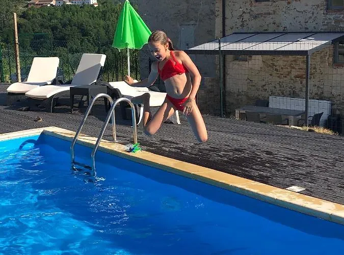 Casa In Bocca Al Lupo Ruime Design-appartementen Met Zwembad En Alpenzicht In De Langhe *